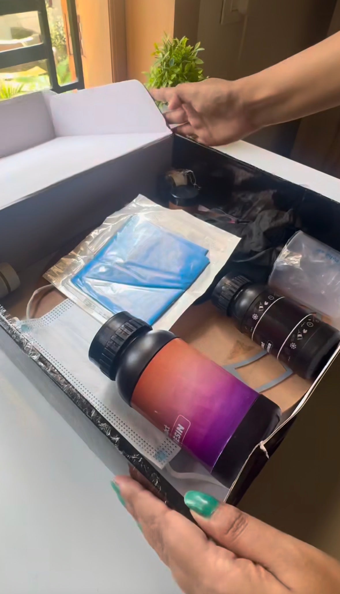 Online Resin Art Workshop – Make Beautiful Art & Learn From Home